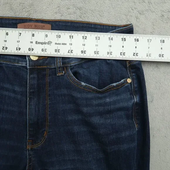 Judy Blue Jeans Women's 14W High-Rise Skinny Fit Capri 26" Inseam Distressed - Picture 3 of 16